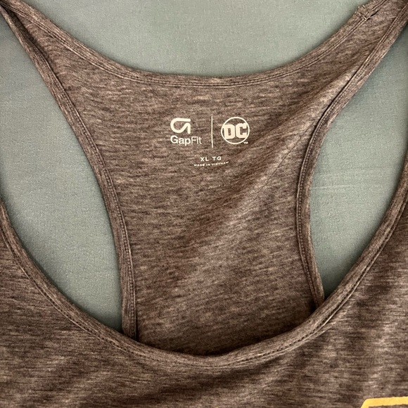 Gap Fit Wonder Woman tank - Picture 2 of 2